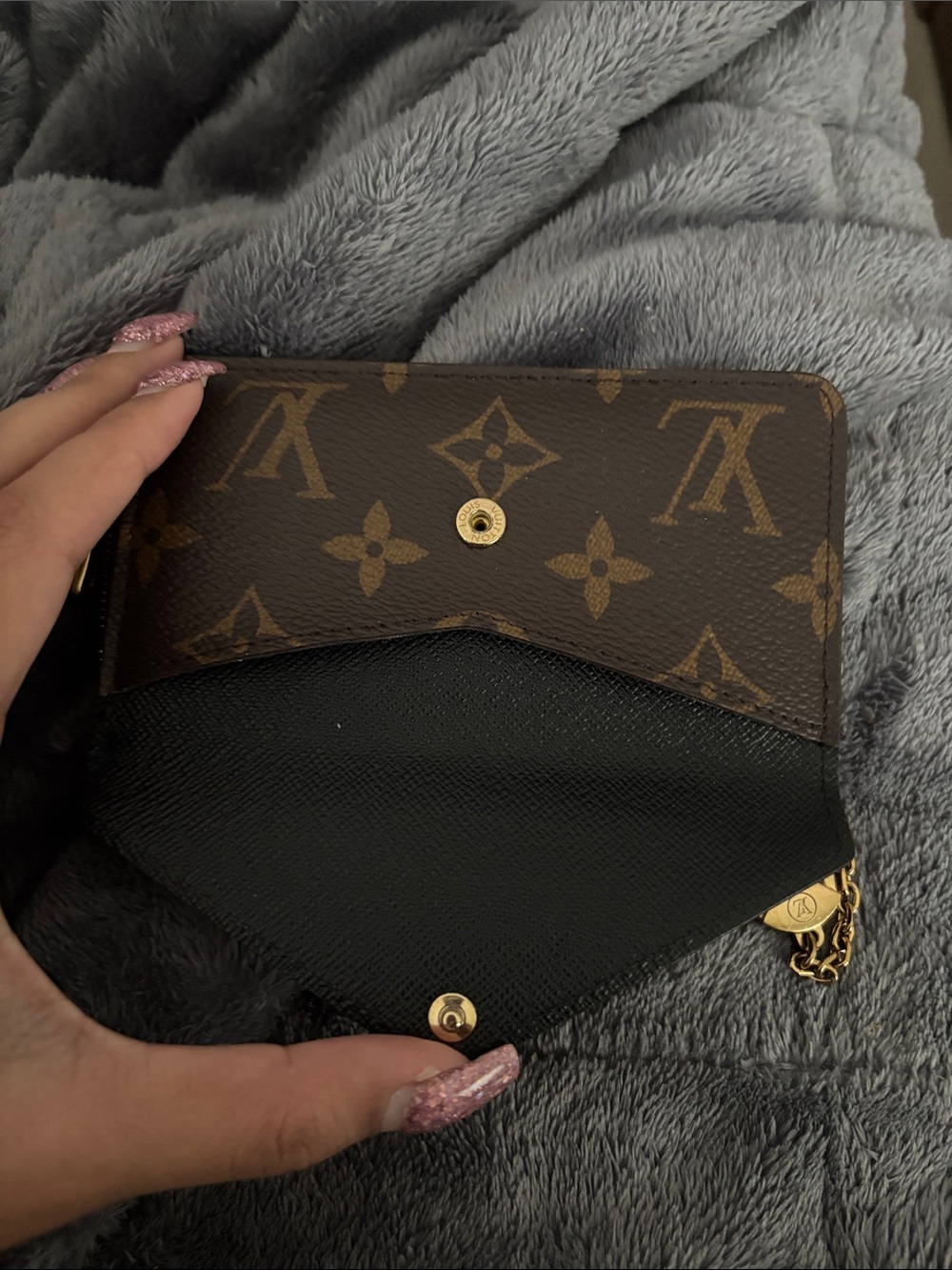 Louis Vuitton Monogram Key & Card Holder in Brown and Gold - Picture 8 of 8